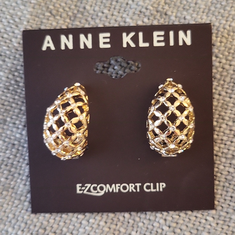 Anne Klein Comfort Clip Goldtone Earrings, 5 Pairs - Picture 2 of 11